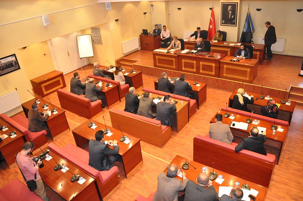 Kasım ayı olağan toplantılarında açılış ve yoklamanın ardından 24 Ekim