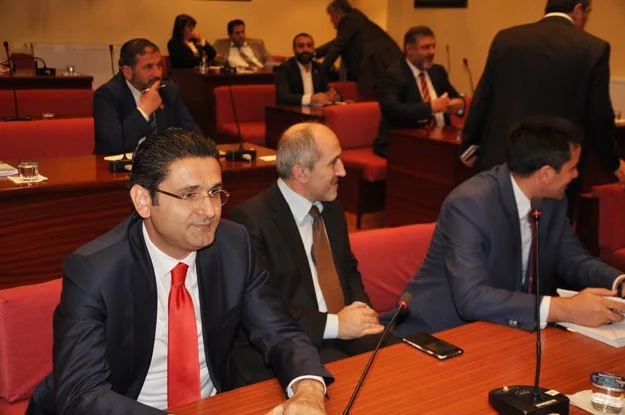 meclis nisan cuma secili 5 s4LfgwRVmw