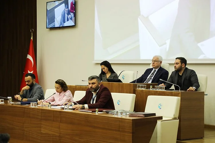 Daha önce Dost Beykoz’un, "Beykoz’u parsel parsel satıyorlar” başlığı ile