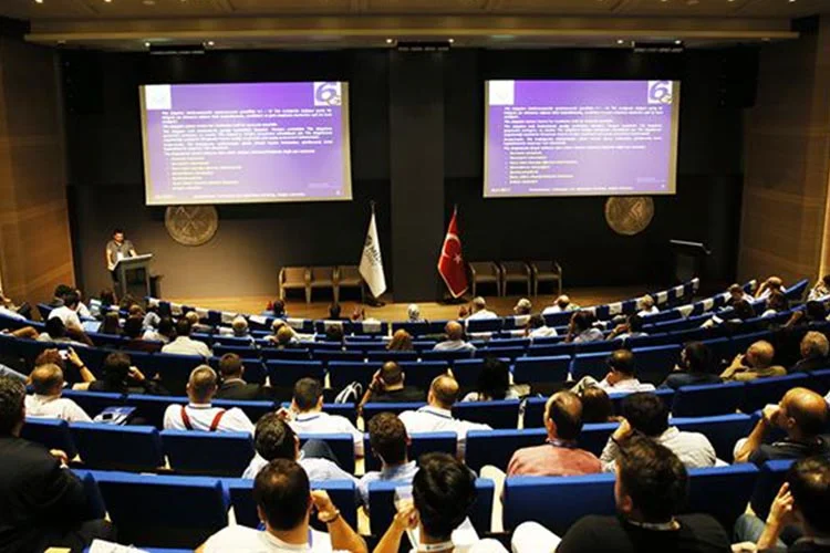 Medipol Üniversitesi Kavacık Kampüsünde yapılan teknoloji çalıştayında çalışmaları süren 5G'nin