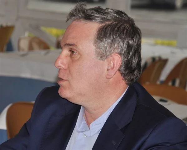 melih percin dostbe yuJbMPAZk8