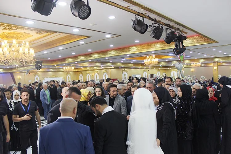 Beykoz Belediye Başkanı nikahı kıymak için şart koştu 8 melike masum 2019 27 IMLrlufRfm