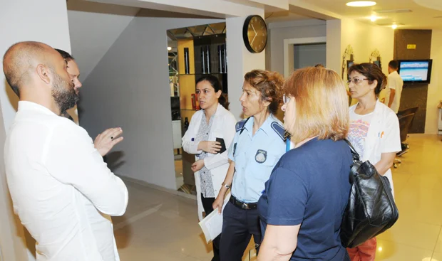 Beykoz Belediyesi ekiplerinin, ilçe genelindeki güzellik merkezlerine yaptığı periyodik denetimler