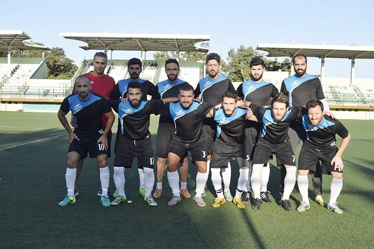 Çekmeköy Alemdağ spor ile İstanbul Mesudiyespor hazırlık mücadelesinde karşı karşıya