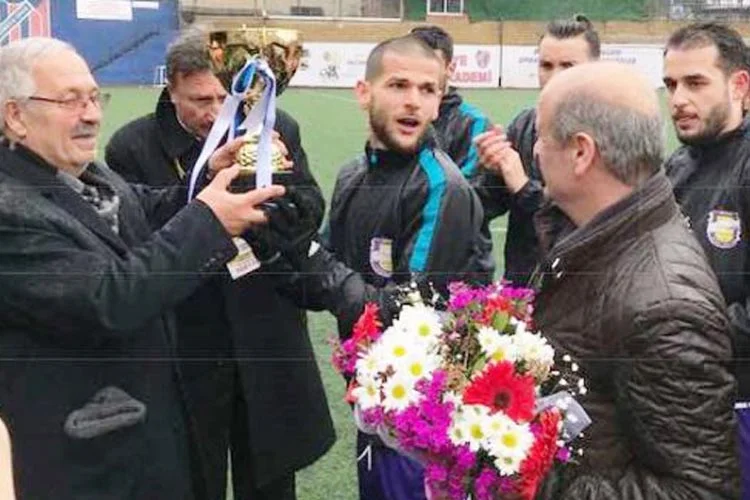 İstanbul SAL Klasman Grubu'nda müsabakalar 2 haftalık aranın ardından başladı.