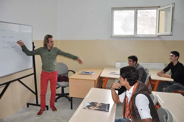 Beykoz Mesleki Eğitim Merkezi, Çavuşbaşı Çok Programlı Anadolu Lisesi'ndeki 'geçici'