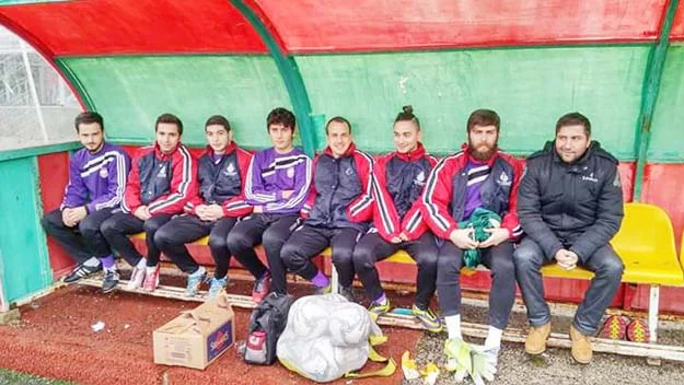 Mesudiyespor Paşabahçe Stadı'nda ağırladığı Üsküdar temsilcisi Selami Ali Yeşil Saha