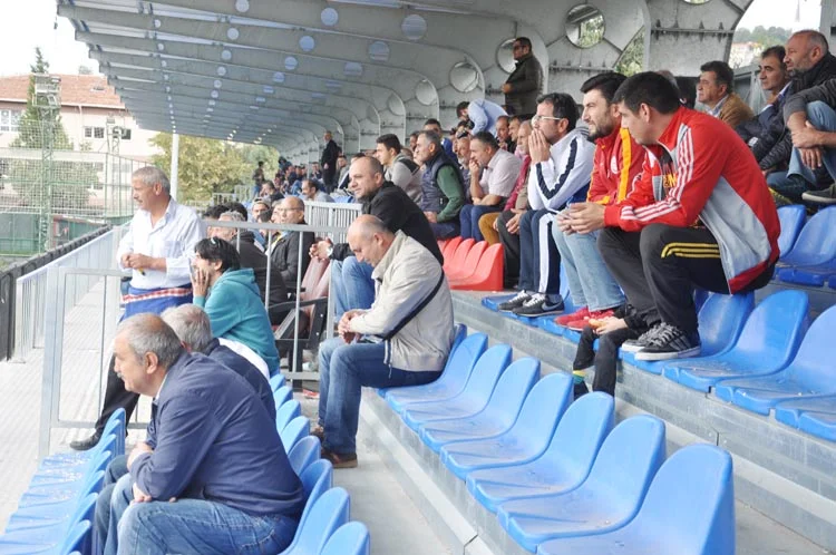 İstanbul Süper Amatör Lig 10.grup 5.hafta mücadelesinde Mesudiyespor, Sekbanlarspor'u Paşabahçe