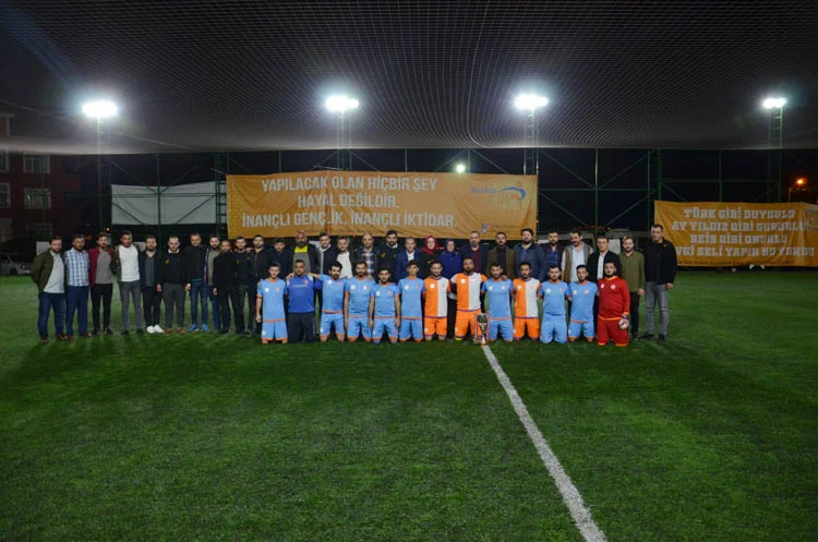 AK Parti Beykoz İlçe Gençlik Kolları tarafından düzenlenen Mesut Özil