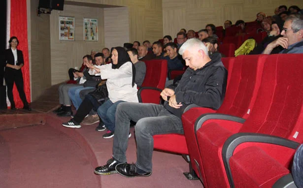 Mete Yarar Beykoz'da güvenli bölgeyi anlattı 2 meteyararbeykozdagunvenlibolgeyianlatti 2 dGH 5aEq03