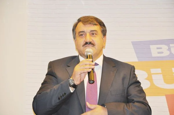 Yaklaşık 9,5 yıldır Beykoz Belediye Başkan Yardımcılığı görevini bırakarak, Beykoz