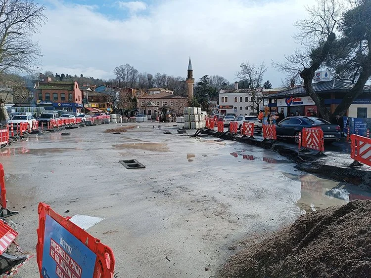 Beykoz Onçeşme Meydan Düzenlemesi ne zaman bitecek? 3 meydan 4 A 7bctYdb