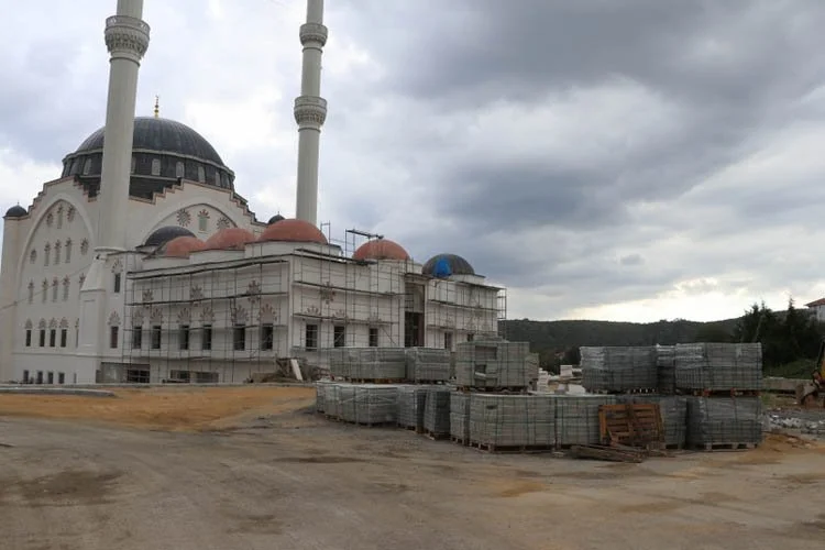 Beykoz’un ilçe dışından en çok ziyaret edilen mahalle meydanları belediyenin