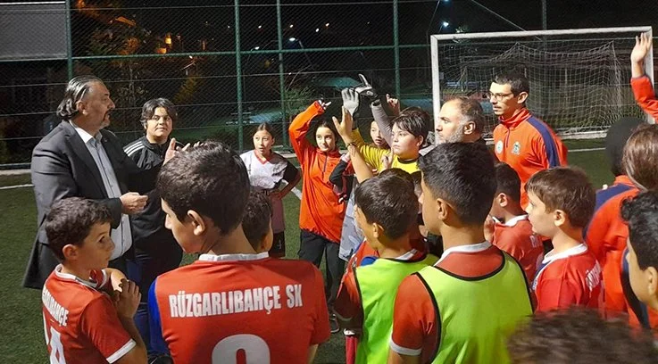 MHP Beykoz Yönetiminden spor kulüplerine destek ziyareti 1 mhp beyk WDqrw9MD9P