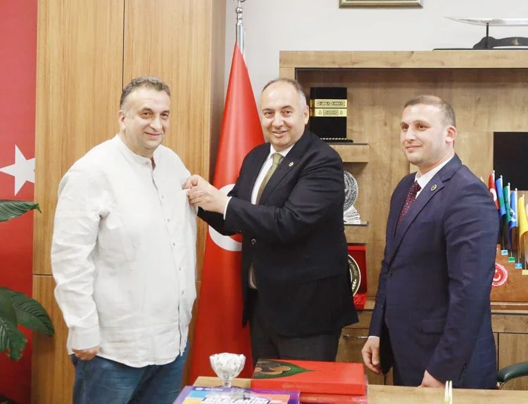 İYİ Parti Beykoz İlçe Başkanlığı Kurucular Kurulu, aynı zamanda İYİ