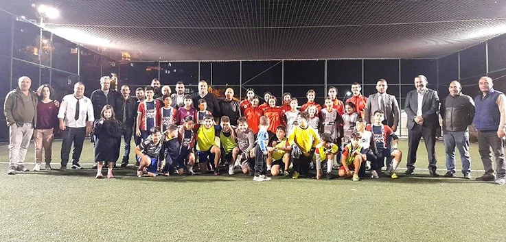 MHP Beykoz Yönetiminden spor kulüplerine destek ziyareti 2 mhp beykoz 1 b4CJM6 UEM