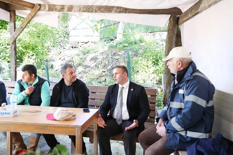 mhp emre 6 rDZjVVIPm5