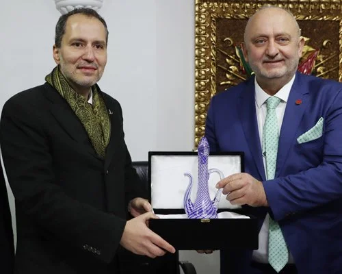 Yeniden Refah Partisi Beykoz İlçe Başkanı Mikail Akyıldız görevinden istifa