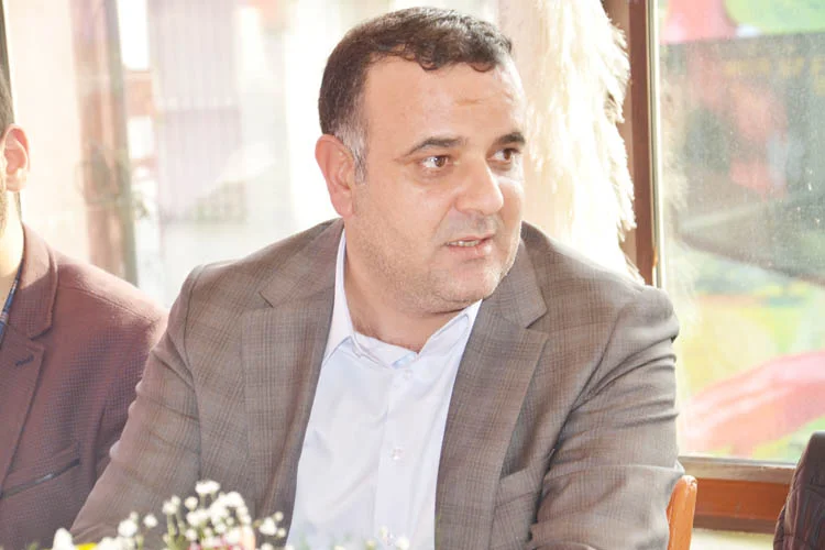 Milli Birlik Hareketi, Beykoz'da basına mensuplarıyla bir araya gelerek açıklamalarda