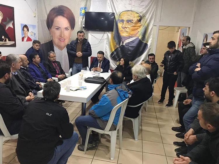 İYİ Parti Beykoz Belediye Başkan Adayı Bilgehan Murat Miniç, Yenimahalle’de