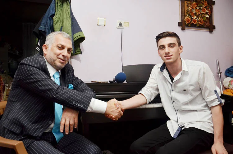 mozart un 25jNlahlQh