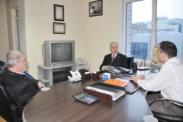 Partisinin seçim çalışmalarına katılmak üzere Beykoz’a gelen Saadet Partisi İstanbul