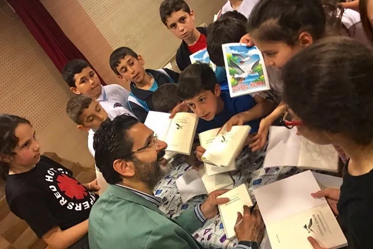 Muharrem Kaşıtoğlu'nun “Masallarla İstanbul” adını verdiği serinin 6. Kitabı olan