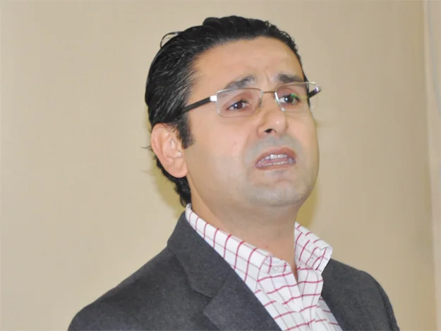 Kaşıtoğlu'nun ismi yine korsan kitap basıp satan bazı isimlere hapis