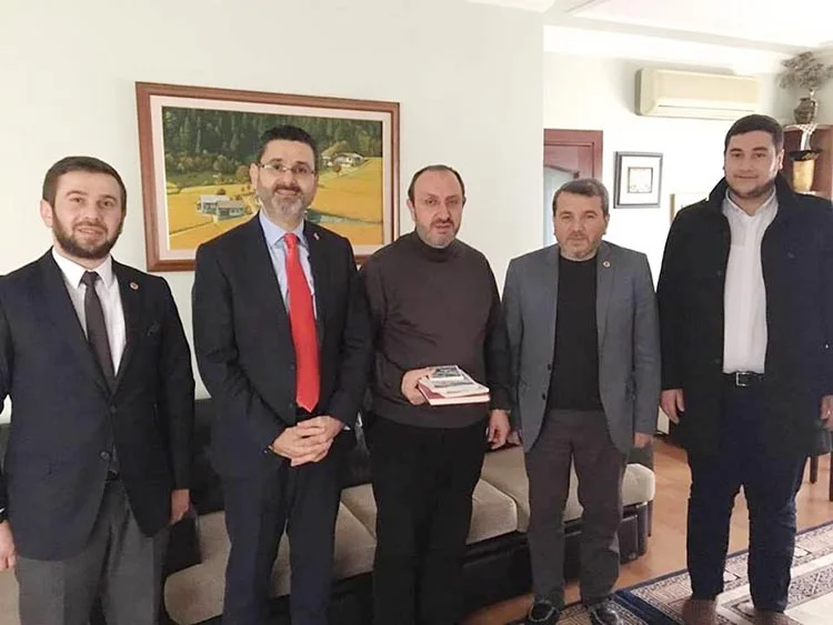 muharrem ziyaret 11 Q8YeWdgPNq