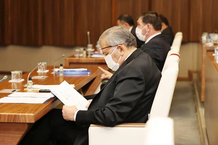 Beykoz Belediyesi Meclisi Nisan ayı 2. Oturumunda konuşan Başkan Murat