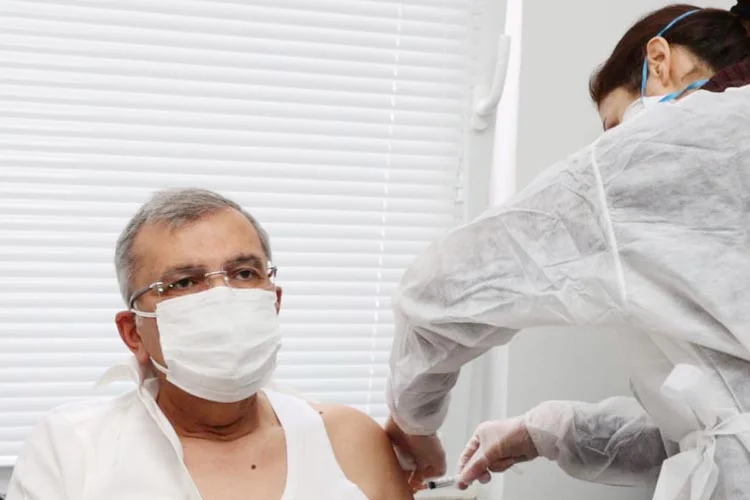 Sağlık Bakanlığı tarafından ülke genelinde yürütülen aşılama programı kapsamında sırası