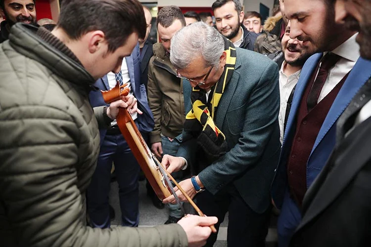 AK Parti Beykoz Gençliği Murat Aydın’ı ağırladı 5 murat aydin gen FISNwHSmeL