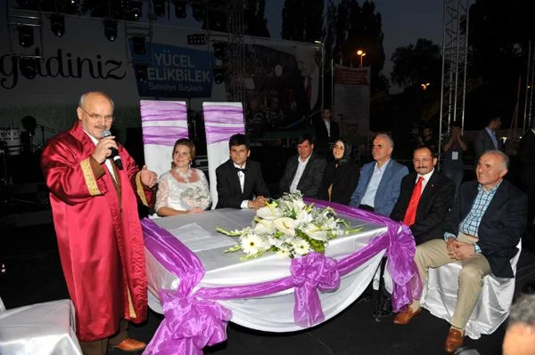 Beykoz Belediyesi, geleneksel çayır festivali kapsamında düzenlediği ‘Toplu Düğün Şöleni’nde