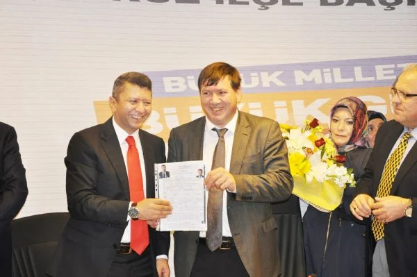 AK Parti’de Belediye Başkan aday adaylığı başvuru süresi parti içi