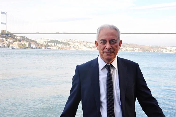 CHP Beykoz Belediyesi Başkan Aday Adayı Nafız Ünlü, ekip arkadaşları