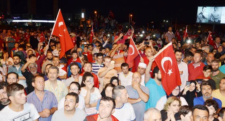 Türk demokrasi tarihinin en şanlı kahramanlık destanın yazıldığı  “15