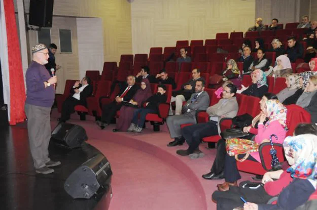 Sanatçı ve yazar Münib Engin Noyan, kültür etkinlikleri kapsamında Beykoz