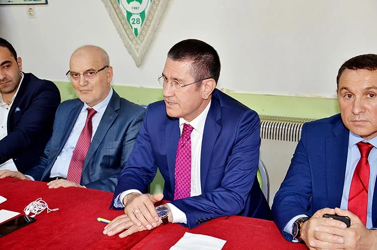 Milli Savunma Bakanı Nurettin Canikli, İstanbul 1. Bölge Milletvekili adayı