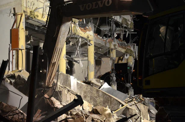 Beykoz Necmettin Erbakan Kültür Merkezi yıkıldı 2 obinayikilaca 7TnK7Do945