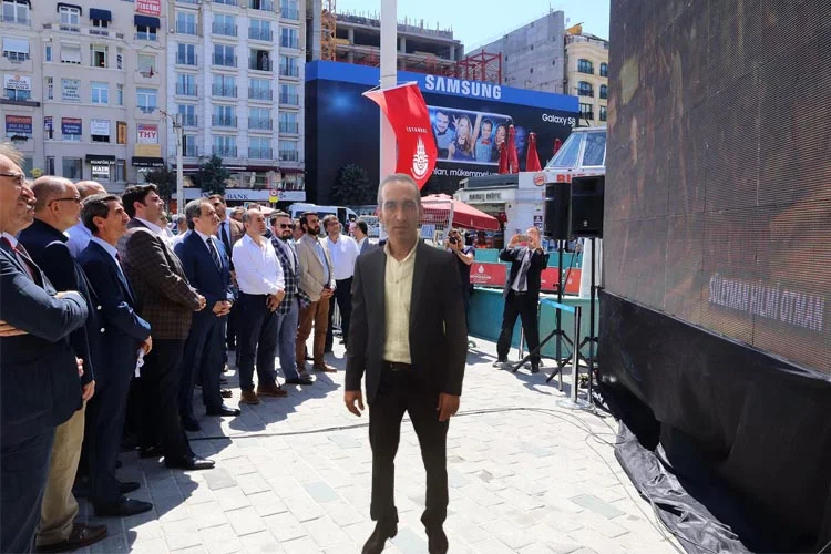 İstanbul Büyükşehir Belediyesi (İBB) ve 15 Temmuz Derneği'nin düzenlediği 15