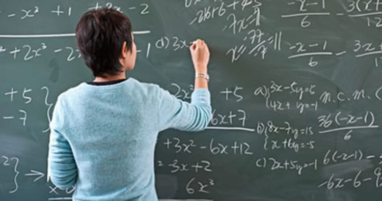 Milli Eğitim Bakanlığı’nın FETÖ operasyonu kapsamında Beykoz'da 5’i müdür 1'i