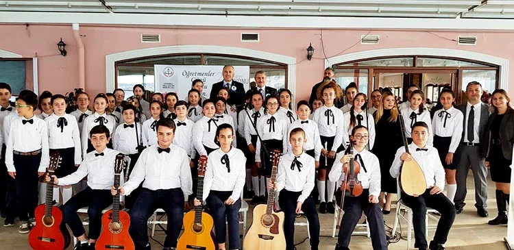 Beykoz 24 Kasım Öğretmenler Günü’nü boş geçirmedi. Eğitimciler özel günlerinde