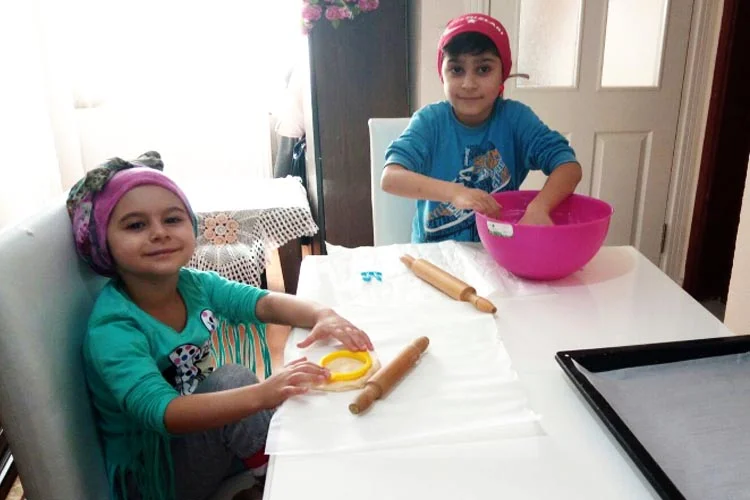 Beykoz İshakağa Ortaokulu 5B sınıfı öğrencileri, 3D yöntemiyle tasarladıkları kalıplarla