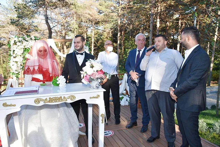 Kavacık Mangal Ailesinde nikah heyecanı 3 oguz nikah 2020 7 lIWNtP1cQy