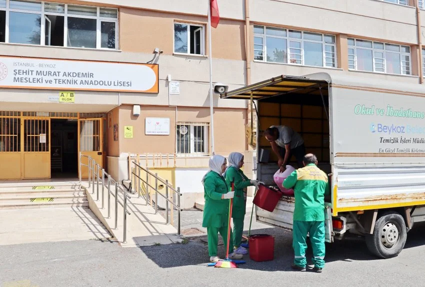Beykoz’daki okullar, 2024-2025 eğitim-öğretim yılına temizlenerek hazırlandı. Yılın ilk ders