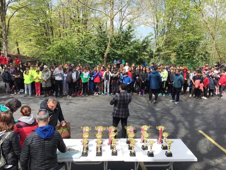 okul spor 4 BXUnR9lwer