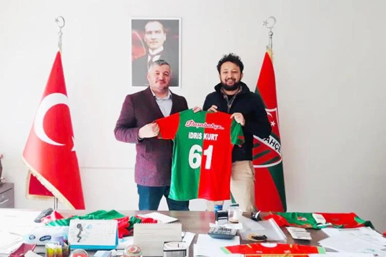 Beykoz Belediye Meclis Üyesi İdris Kurt futbola başladığı Paşabahçe Spor