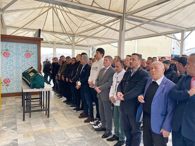 Spor ve siyaset camiası Coşkun Okur’u yalnız bırakmadı 1 okur haber5 UnrU5P5ESY