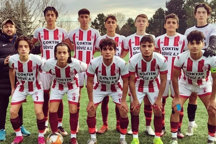 İstanbul Amatör Ligleri U18 Yaş Kategorisi 33. Grubunun lideri Beykoz