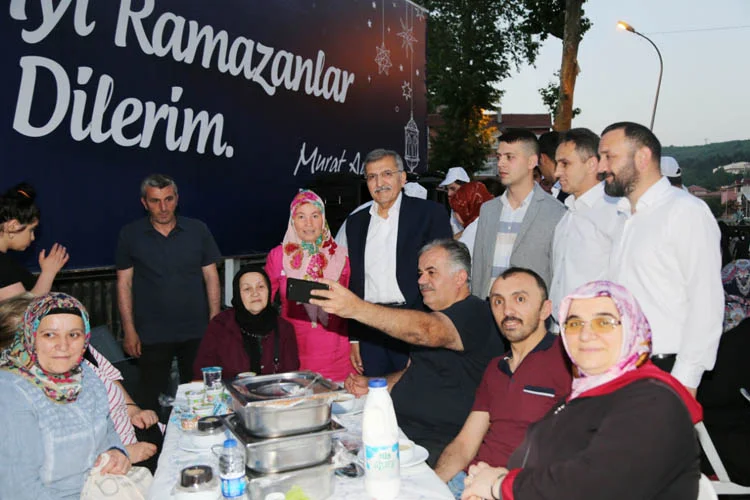 ortacesme meydani nda iftar bereket A8qffBO02a